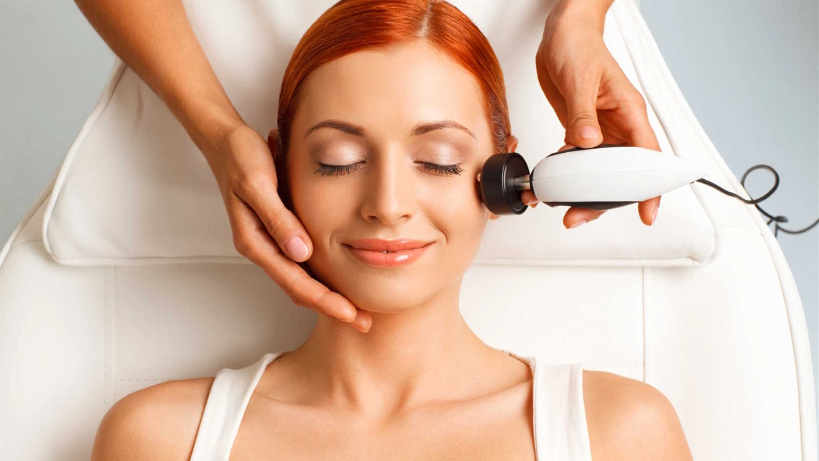 Co to radiofrekwencja mikroigłowa?