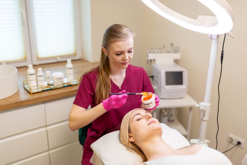 Paramedyczny zabieg enzymami DMK