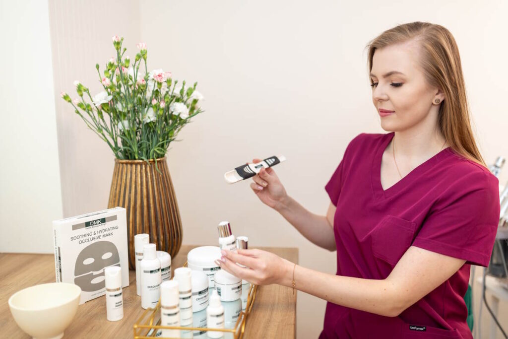 Paramedyczny zabieg enzymami DMK